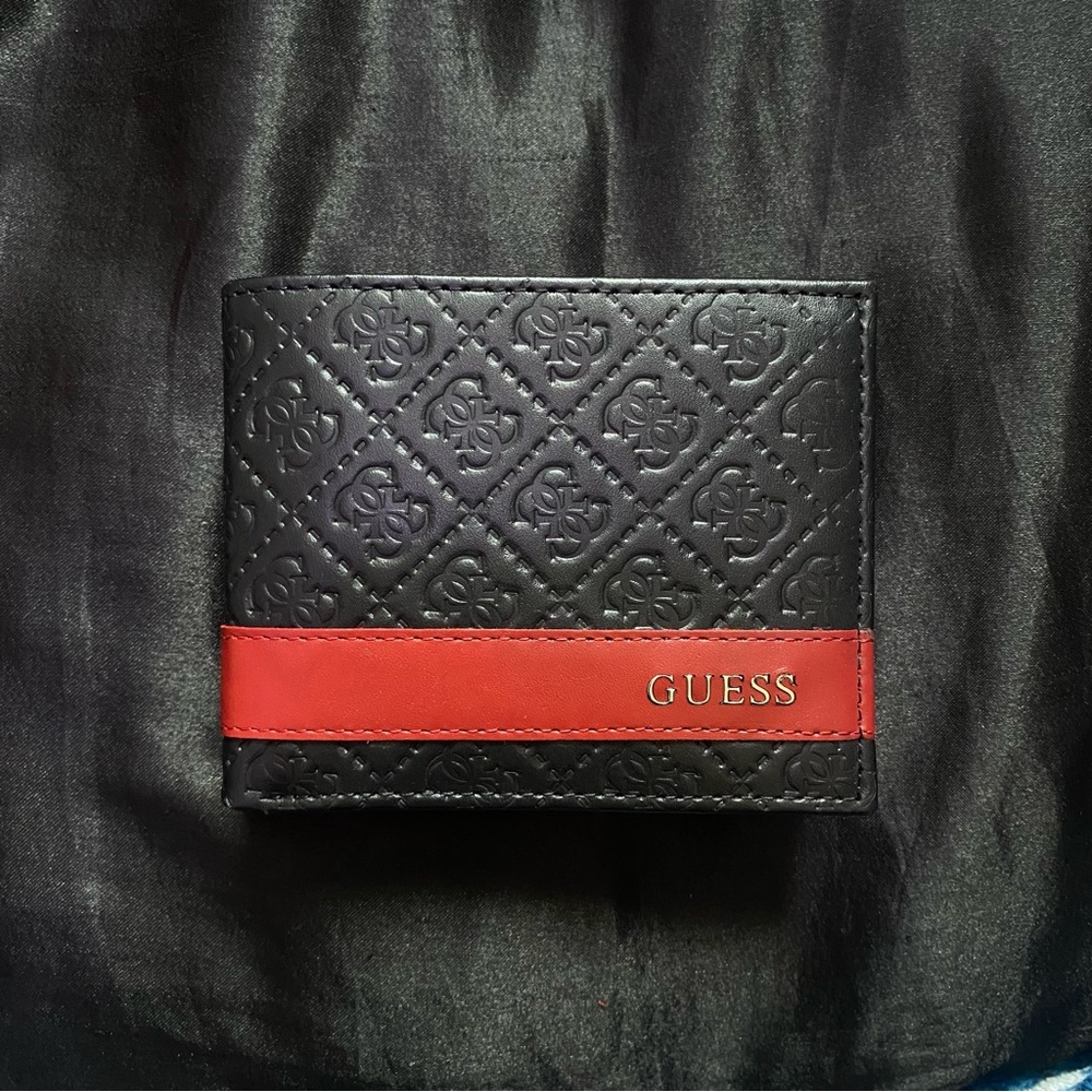 GUESS Men’s Mesa Billfold Leather Wallet [New in Box]